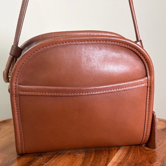 Vintage COACH Abbie British Tan Leather Crossbody 9017 - Picture 15 of 17